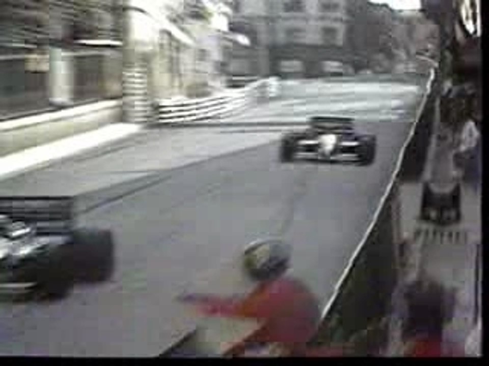 Crash ferrari ( monaco 86 )