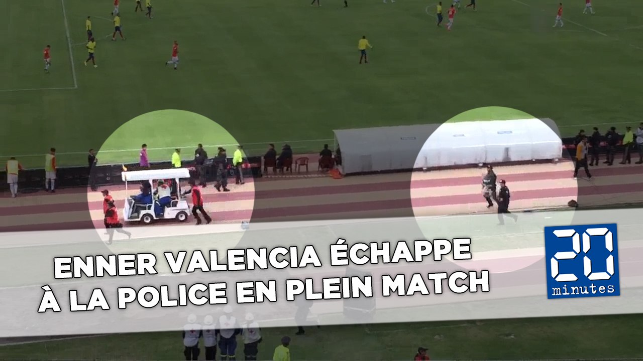 Enner Valencia échappe à la police en plein match