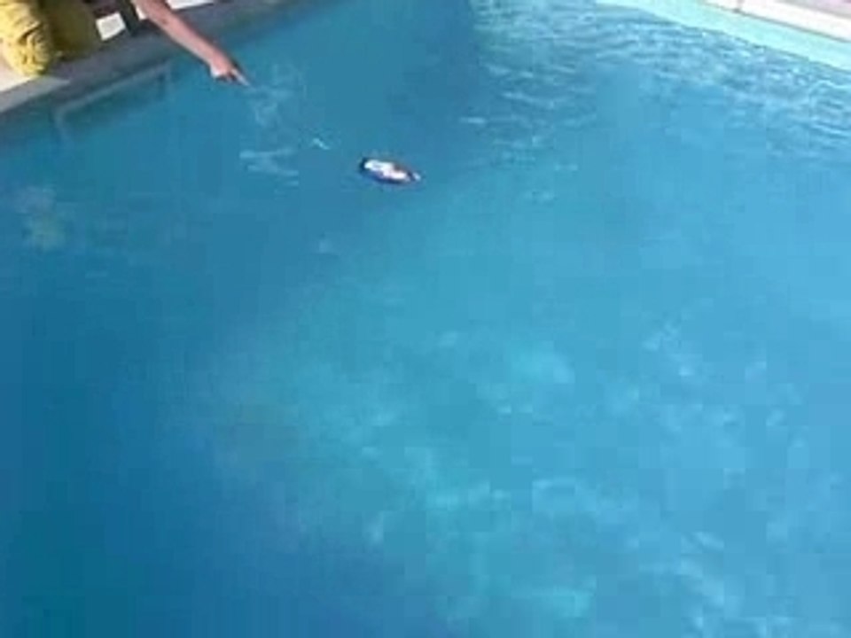 2 ème teste mini-z formula boat