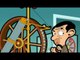 Mr Bean - Escaping the guard with Gadget Boy -- Flucht vor dem Wächter mit Gadget Kid