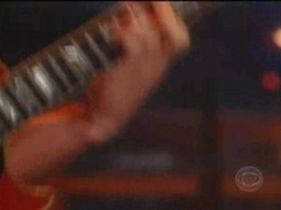 Kings Of Leon - Spiral Staircase (Live on Craig Kilborn)