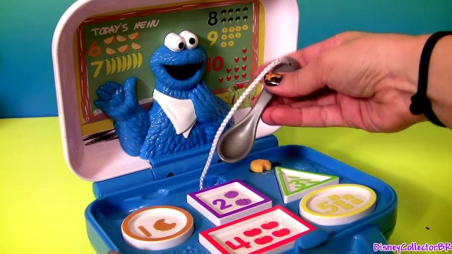 Cookie Monster Singing Songs 1-2-3 Learn & Crunch Lunchbox Colors Numbers Toy Review DisneyCollector