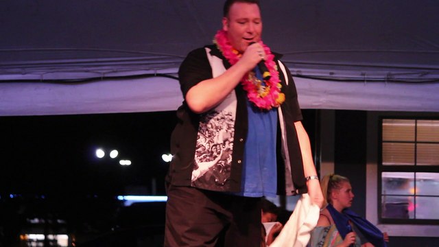 Scott Michael sings 'Bridge Over Troubled Water' Elvis Week 2016