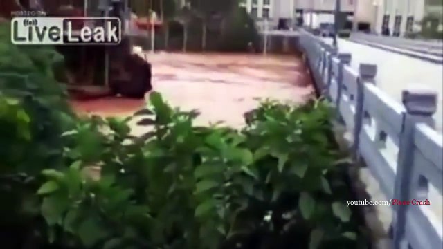 Compilations de Crashs et Accidents de Bateaux et Paquebots !