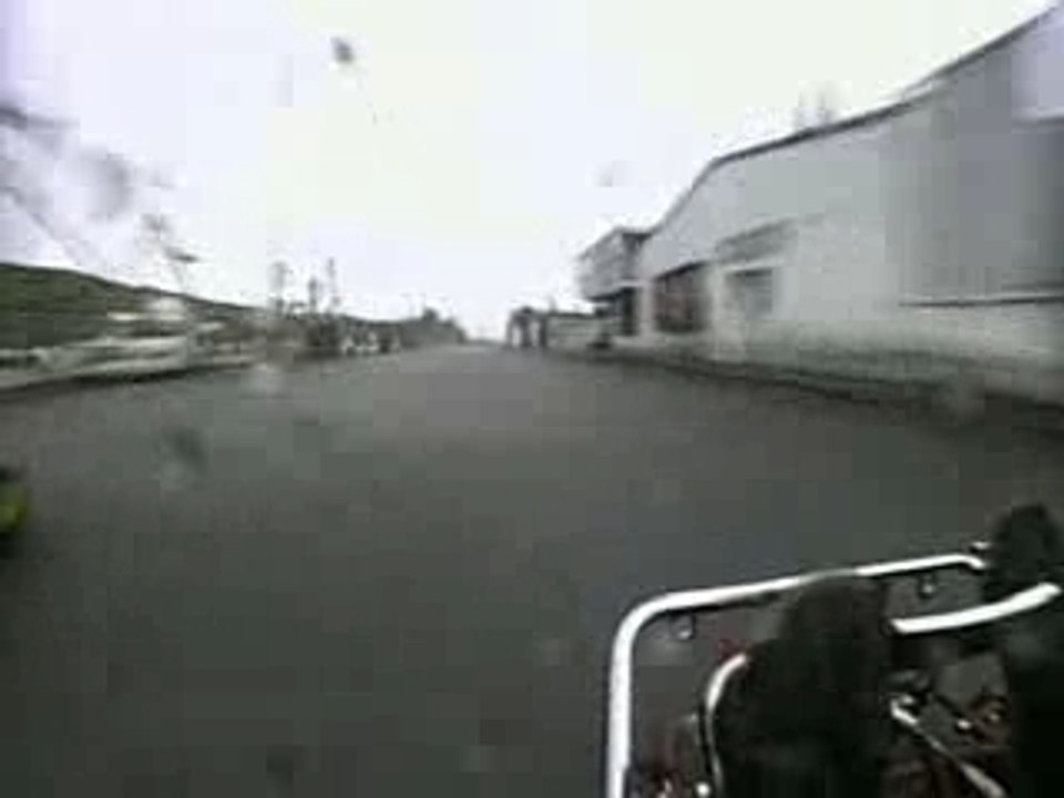 Superkart sur l'ile de Man