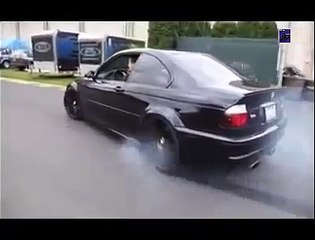 Télécharger la video: Drifting Video 2016 |Drift + Burnout |Car Drifting new Video|Entertainment in Pakistan|New 2016