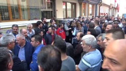 Télécharger la video: Sivas Şehit Uzman Çavuş Zileligil'in Cenazesi Memleketi Sivas'a Getirildi