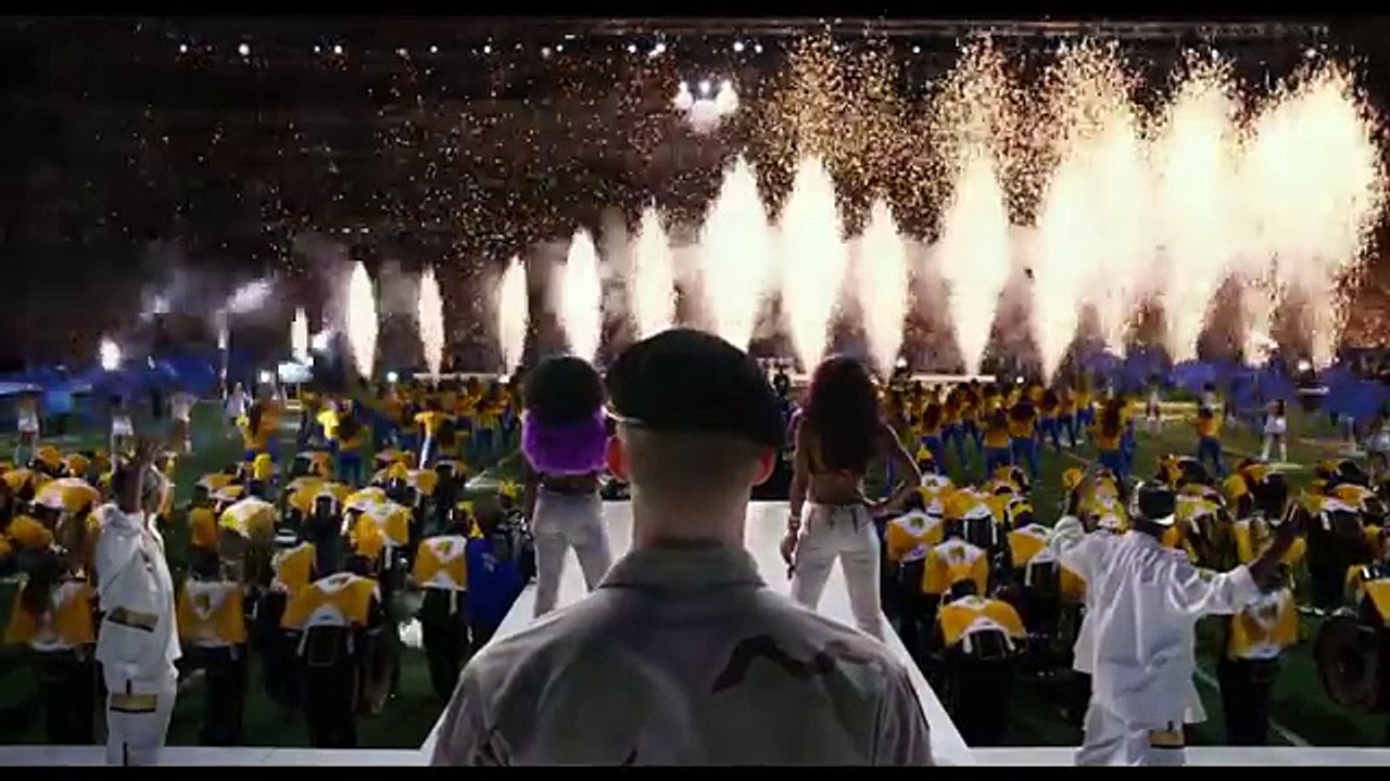 Billy Lynn's long halftime walk (Ang Lee) - Tráiler Oficial