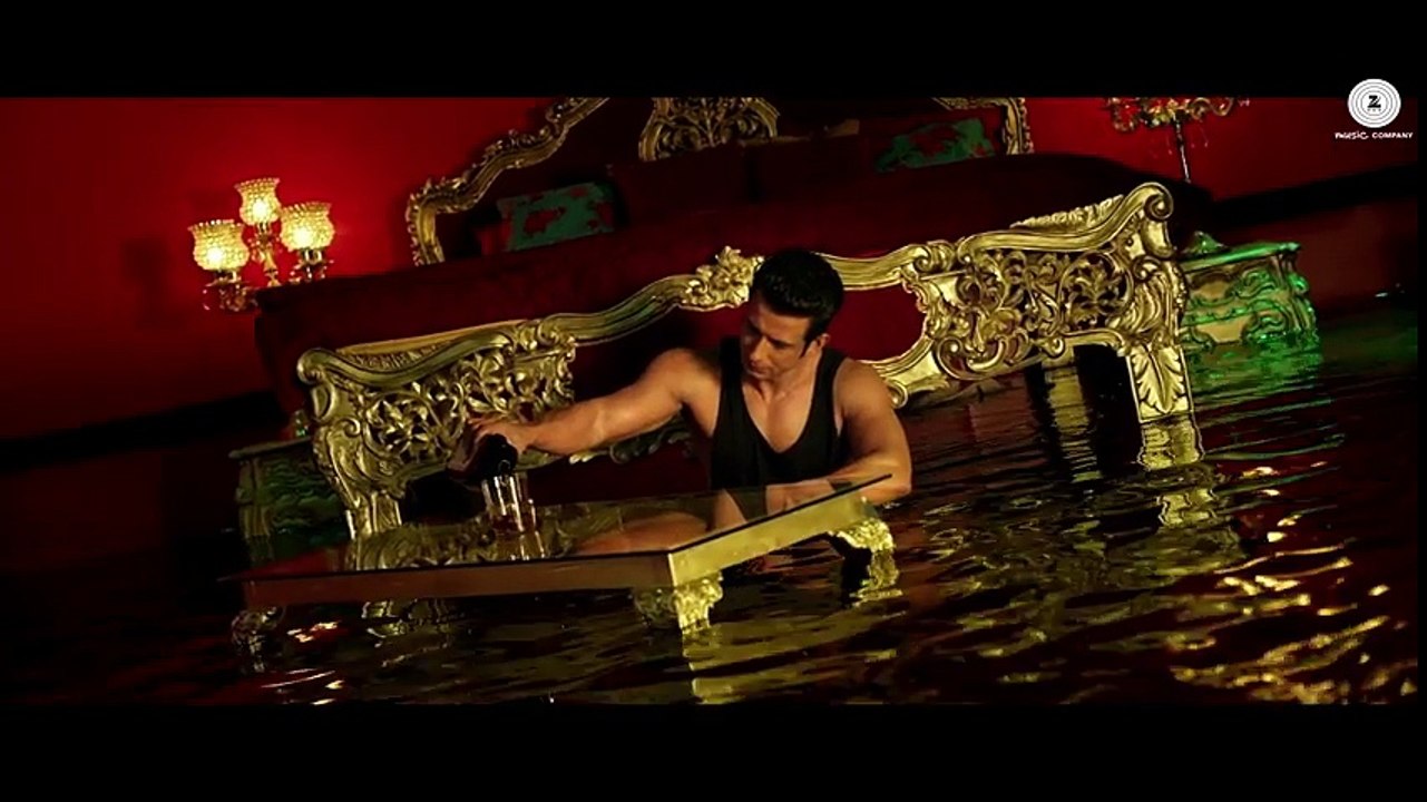 Tu Zaroorat Nahi Tu Zaroori Hai - Fuddu -  Sunny Leone - Sharman Joshi - Fun 4 Everyone