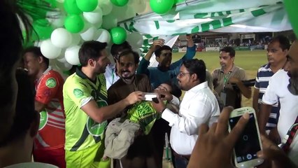 Télécharger la video: Shahid Afridi Foundation Cricket Match 2016 | Shahid Afridi foundation Match Highlights in Karachi