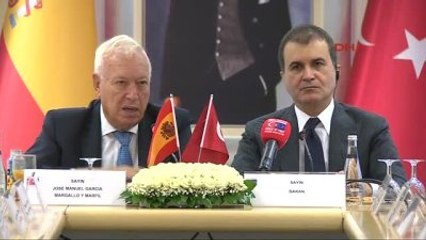 2-Çelik Suriye'deki Terör Örgütleriyle Mücadele Konusunda Açıklama Yaptı