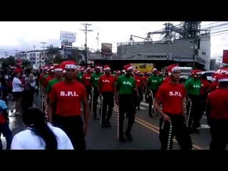 Desfile navideño "La Estrella de Belén" en Juan Díaz, Panamá