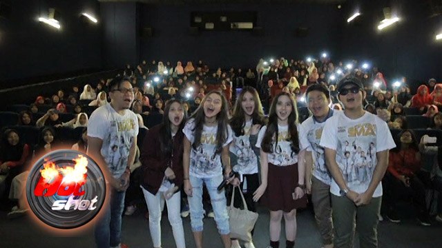 Nobar Film 'Ada Cinta di SMA' di Bekasi - Hot Shot 08 Oktober 2016
