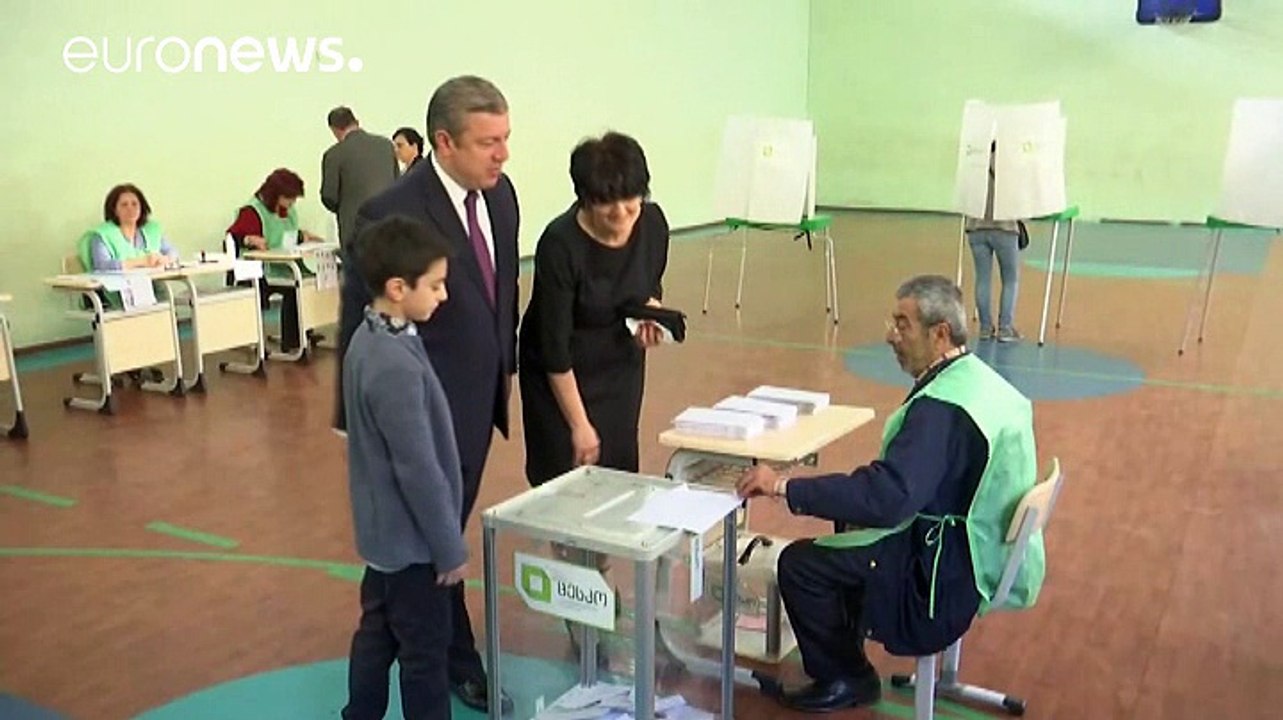 Parlamentswahl in der Kaukasusrepublik Georgien: Knappes Rennen erwartet