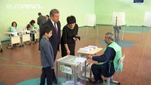 Γεωργία: Άνοιξαν οι κάλπες για τις βουλευτικές εκλογές