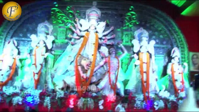 BAPPI LAHIRI,KAVITA KAUSHIK & OTHERS VISIT DURGA PUJA PANDAL