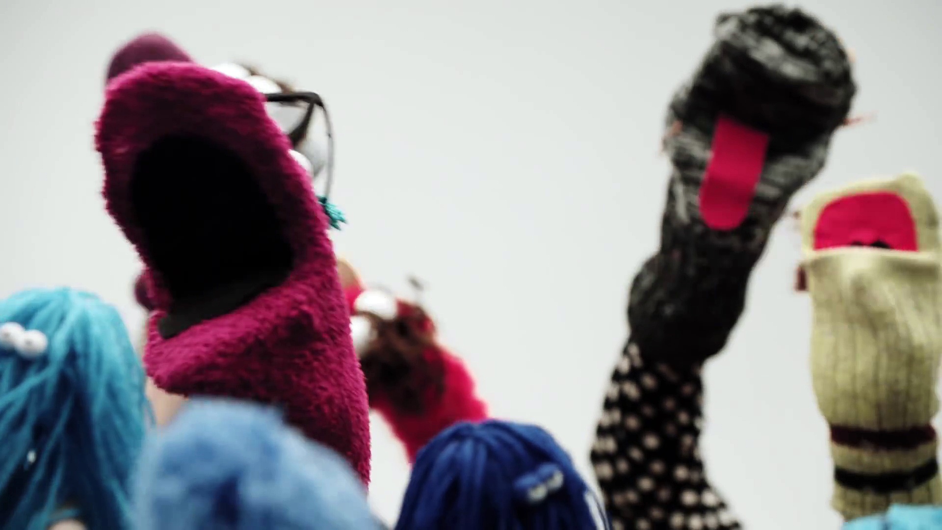 Clips avec des marionnettes