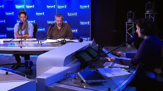 Anne Roumanoff / Une ambition intime : Les politiques sont dans l'appart' et la politique est dans les choux !