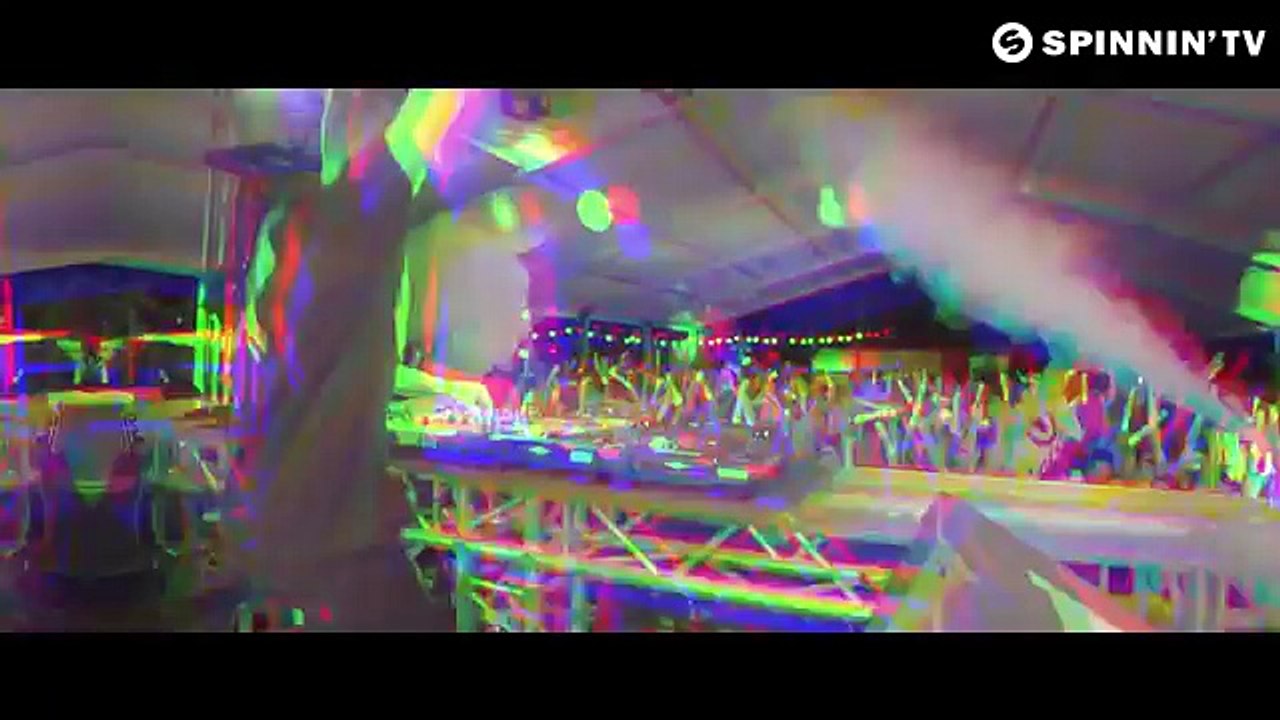 Tremor -  Martin Garrix & Dimitri Vegas & Like Mike