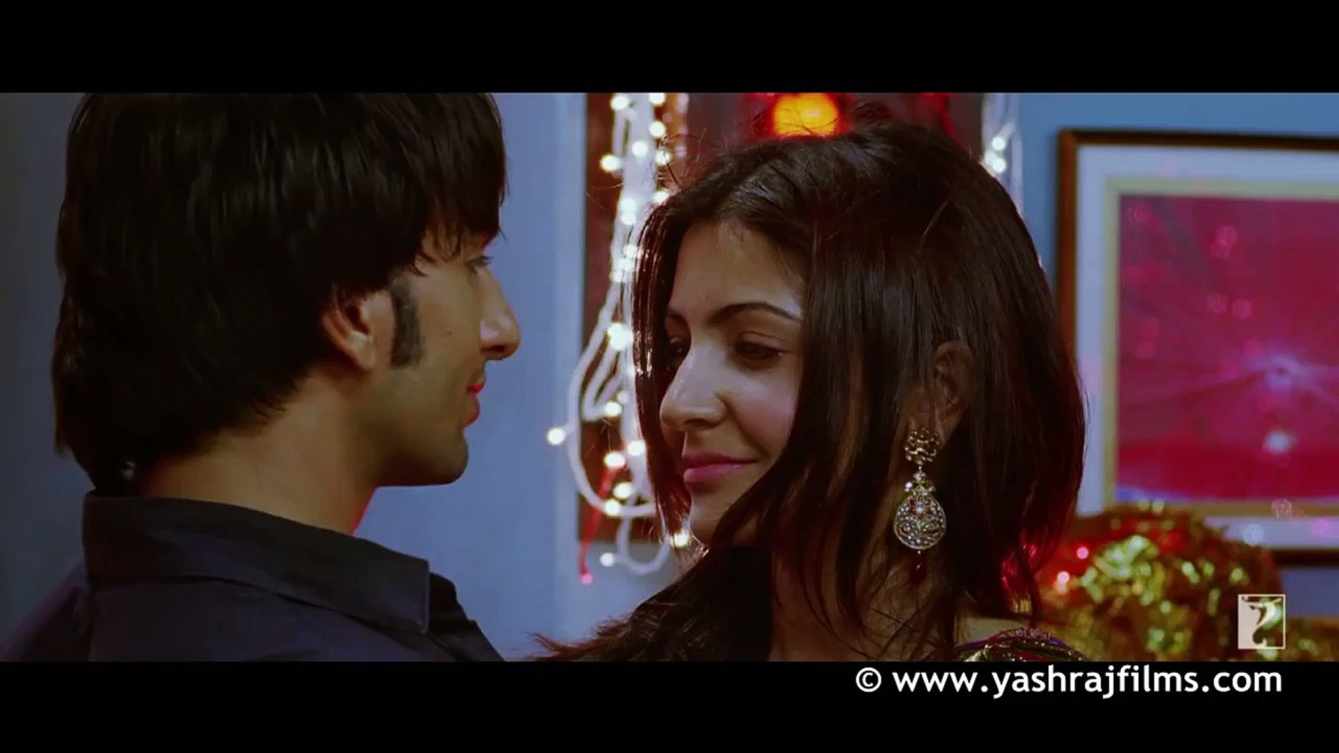 ⁣Anushka-sharma-all-kisses-and-sex-scenes-ever
