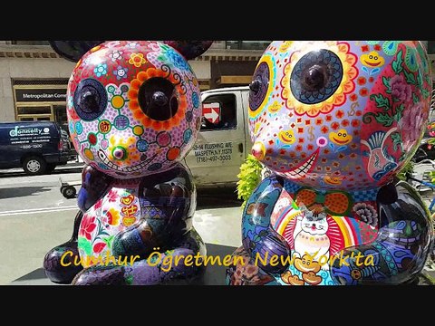 CUMHUR ÖĞRETMEN NEW YORK'ta BİR SEVGİ ARIYORUM CLİBİNİ ÇEKTİ