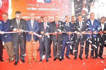 İzmir Çiğli'de Açılış Yaptı