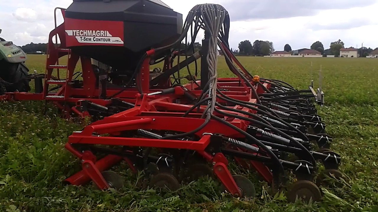 Semis direct sous couvert, T-sem contour