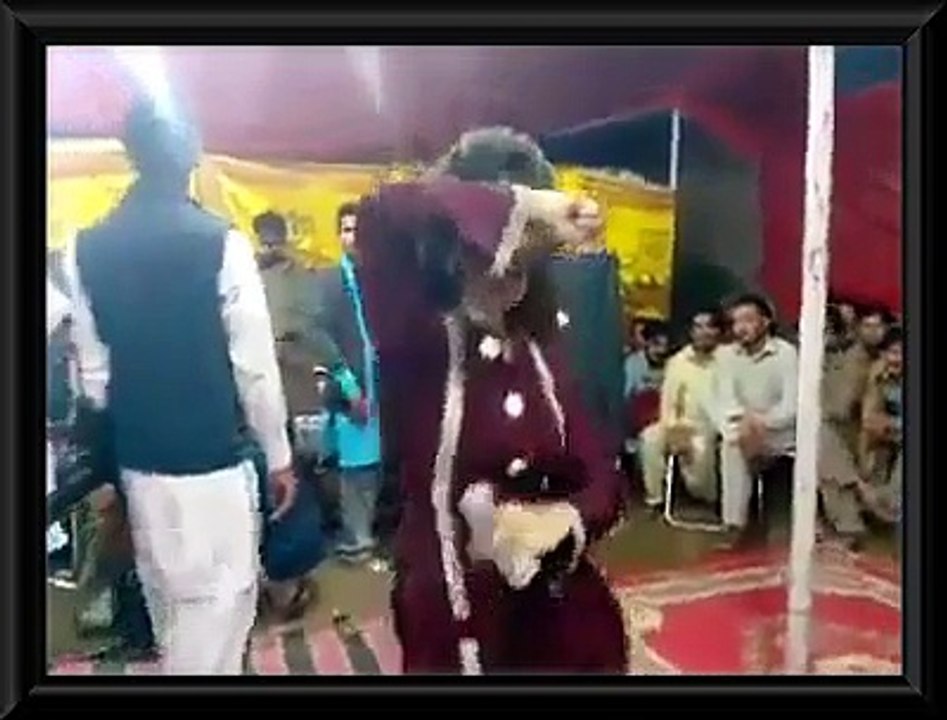 Marrige hot dance