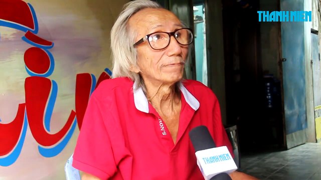 Người 'Độc Nhất' Vẽ Bảng Hiệu Quảng Cáo Kèm Thơ... Bằng Tay ở Sài Gòn