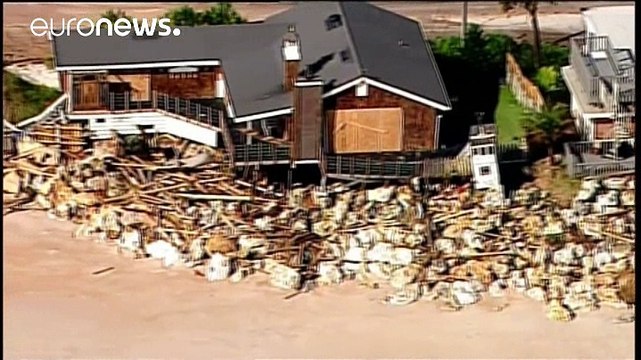 Υποβαθμίστηκε στην κατηγορία 1 ο φονικός τυφώνας Μάθιου