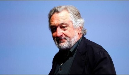 Robert de Niro: Onun yüzüne yumruk atmak isterdim