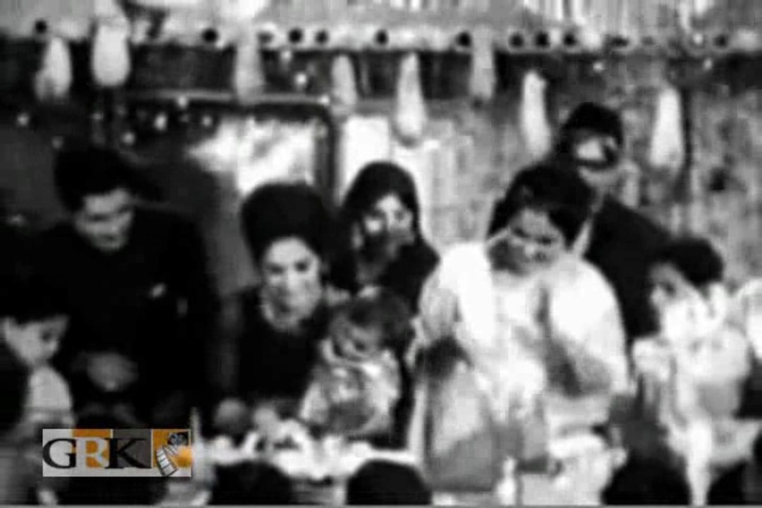 AHMED RUSHDI n MALA - DEKO MERI JAN BANI HAI MOTI JANA [HD] PAK DAMAN