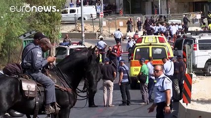 Mulher e polícia mortos em ataque em Jerusalém