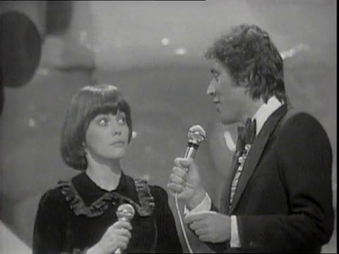 Mireille Mathieu et Sacha Distel - Tu Riais, Tout A Changé Sous Le Soleil ( Top à Sacha Distel, 11.03.1972 )