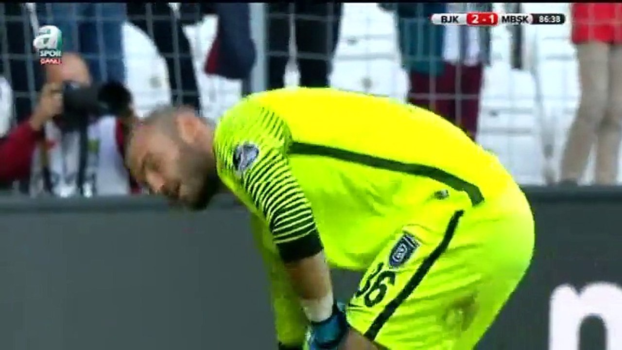 Marcelo Guedes, Başakşehir'e ceza sahası dışından attı