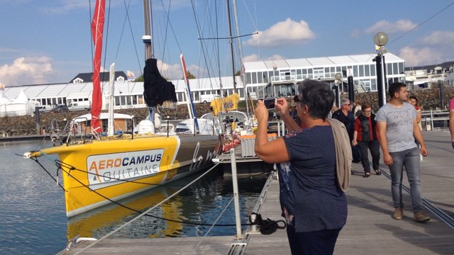 Le ponton du Vendée Globe, promenade du dimanche