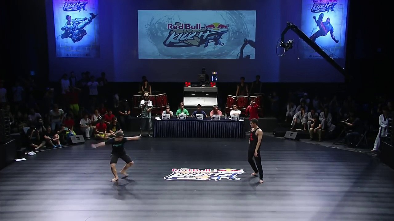 Tricking battles and extreme Taekwondo - Red Bull Kick It 2013