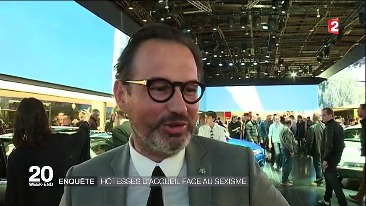 Mondial de l'automobile : les hôtesses d'accueil face au sexisme