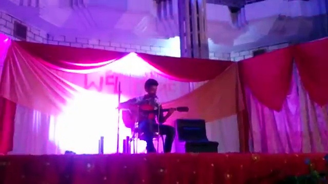 Young Pakistani Talent singing like Arijit singh