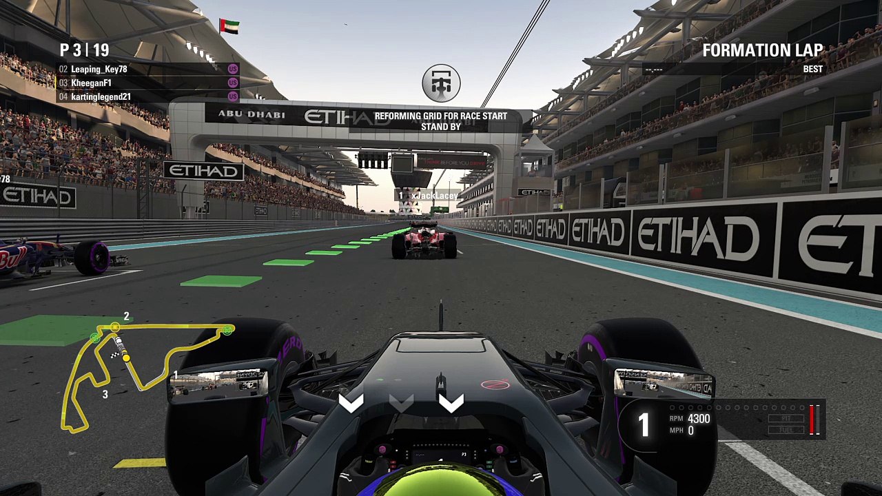 F1™ 2016 first corner crash