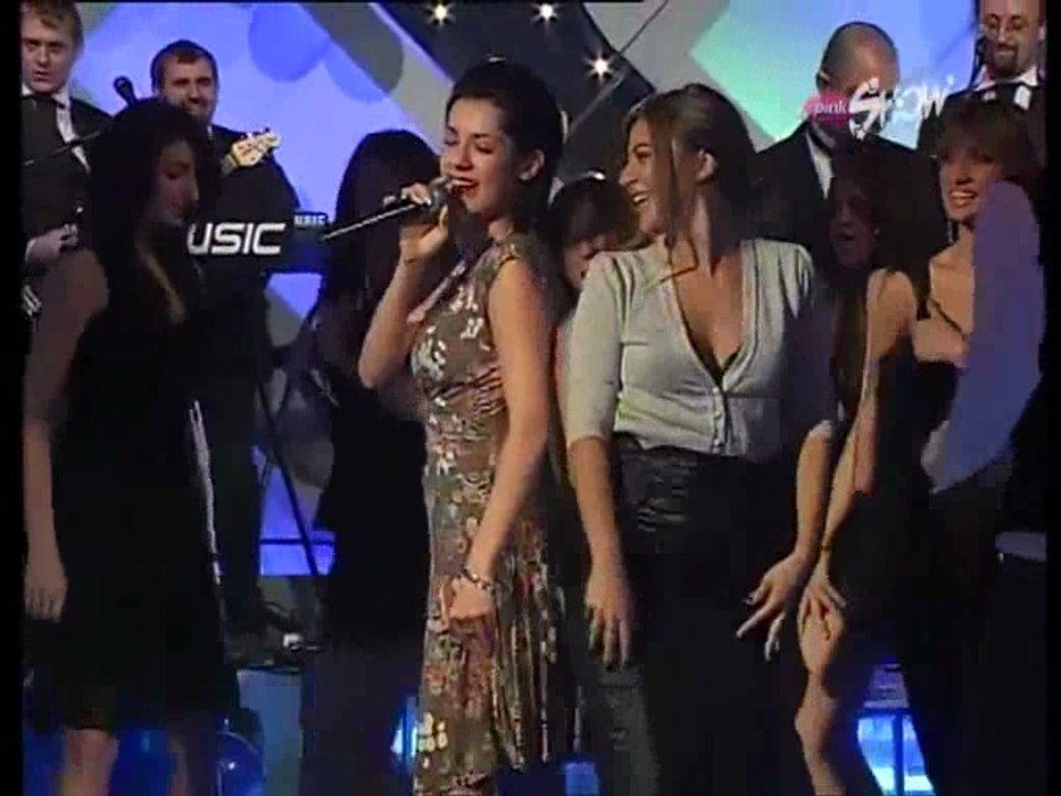 Tanja Savic & Ana Nikolic - Romale romali (LIVE) BRAVO SHOW