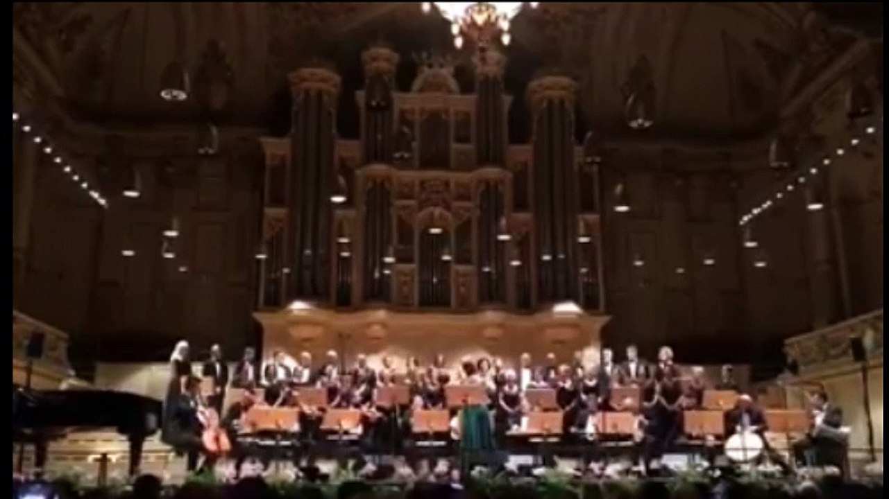 edülüste raks  zil salve gül  ZTMC  Tonhalle konserimizden