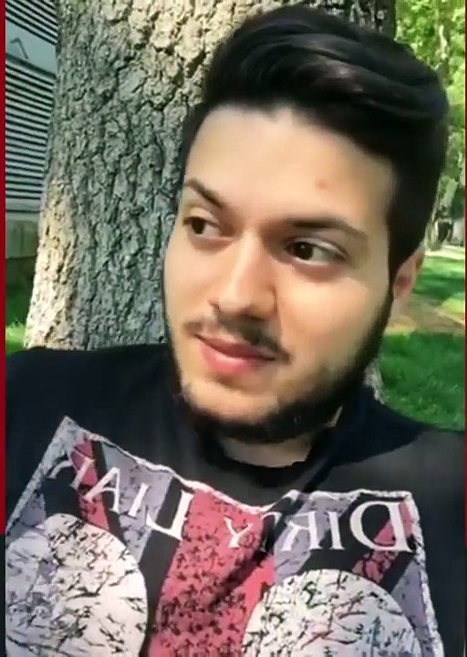 Hoşlandığı Erkeğe Açılamayan Türk Kızı  Scorp Scorp