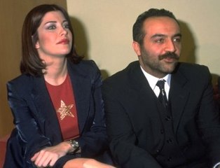 "Yılmaz'a Aşığım" Diyen Deniz Akkaya Çark Etti