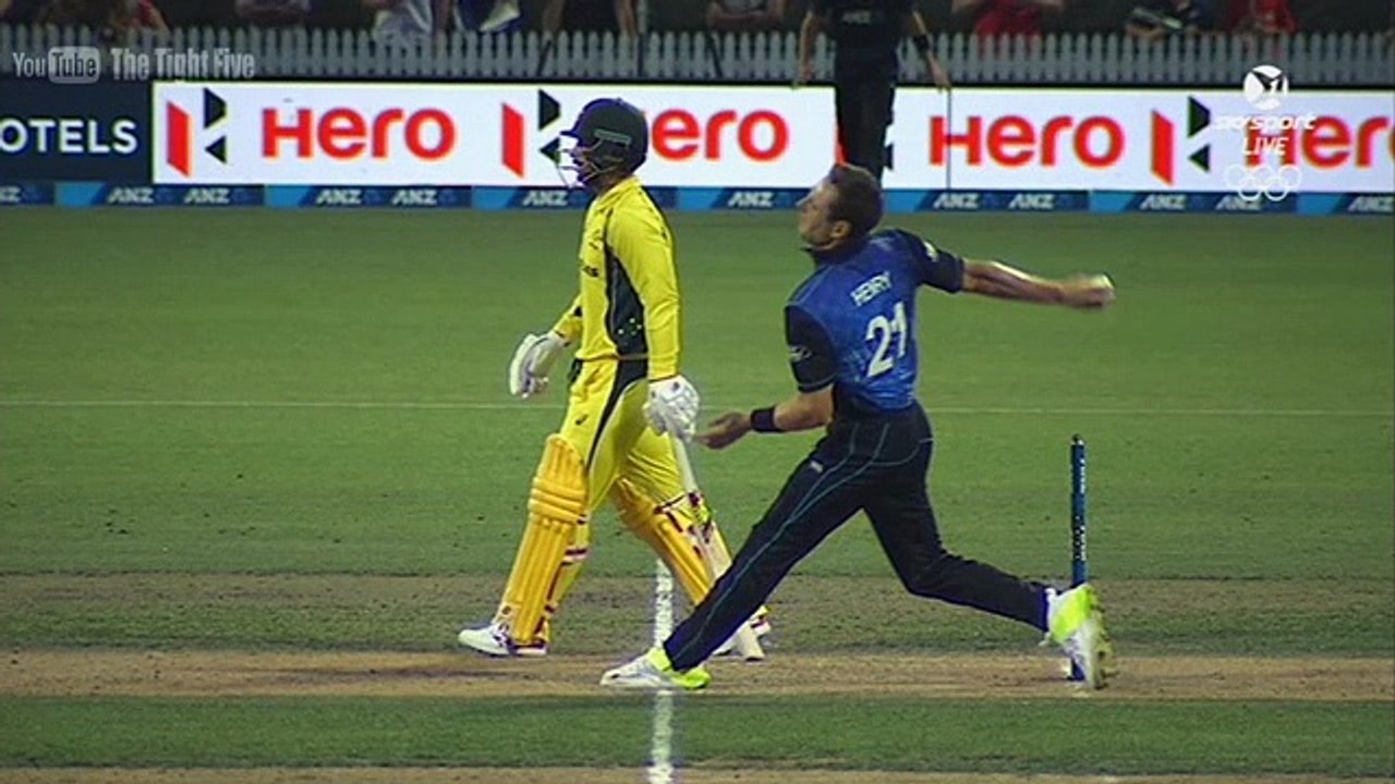 Funny Incident When a Batsman Got Out Without Any Appealing