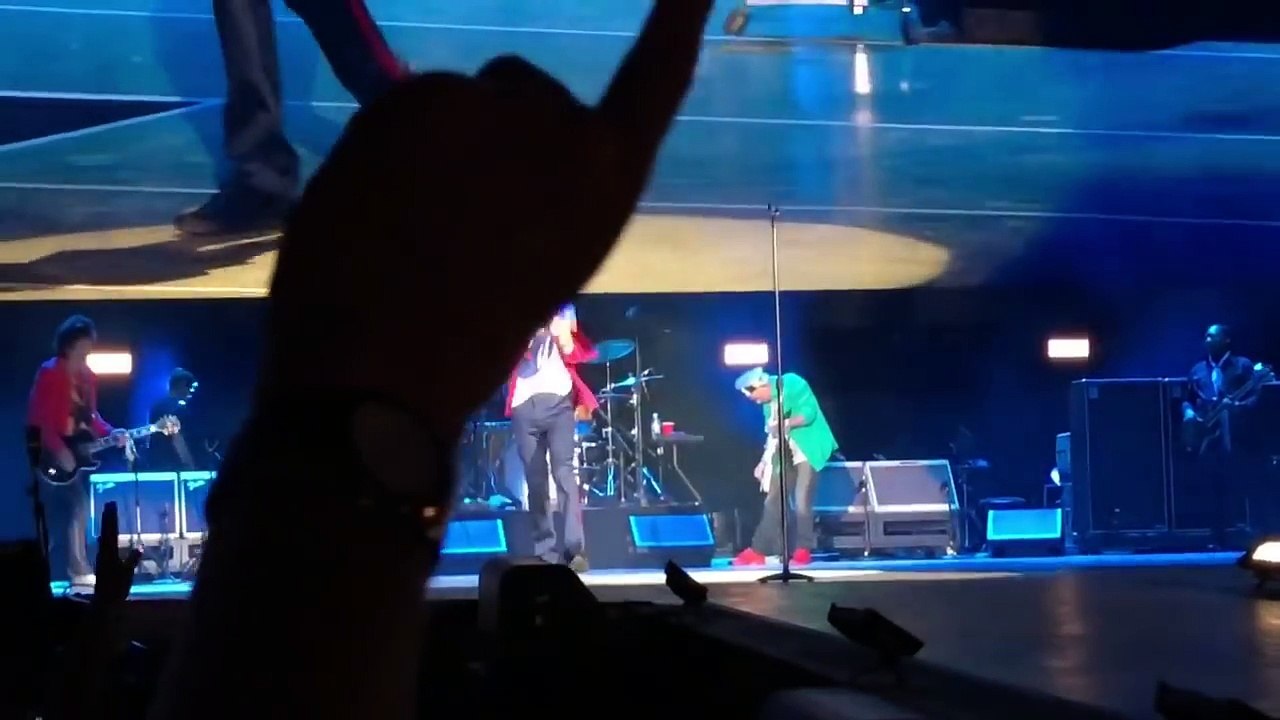 Les Rolling Stones reprennent en live "Come together" des Beatles