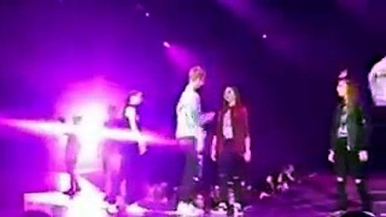 Justin Bieber - Talking to Children(LIVE Purpose World Tour @Belgium, Oct 06)