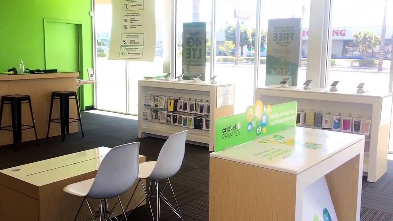 2016 Fall Promotions | Cricket Wireless