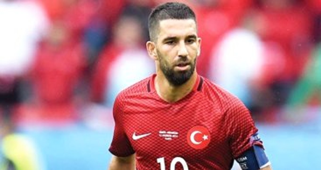 Erman Toroğlu Arda Turan'a Yüklendi: Biz Aptal Mıyız?