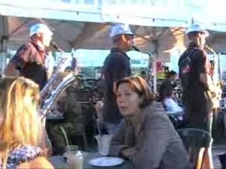 3 Polish Buskers - Don't Worry, Be Happy